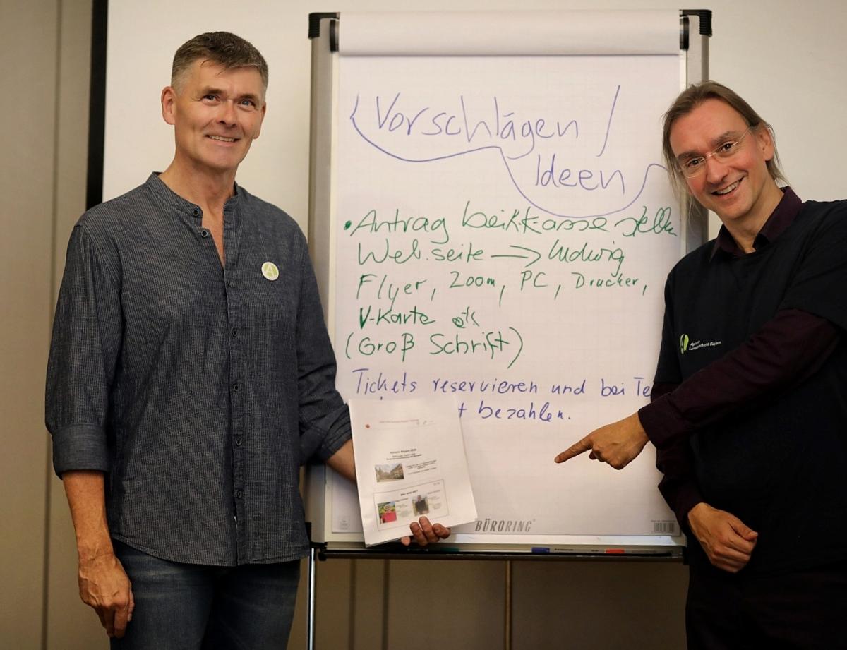 Bei der Mitgliederversammlung werden immer wieder neue Ideen und Vorschläge gesammelt.