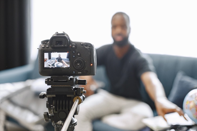 Aphasie-People-Filme